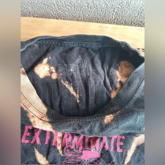 Dr. Who Brand Bleach Splattered Graphic Tee - Picture 5 of 7